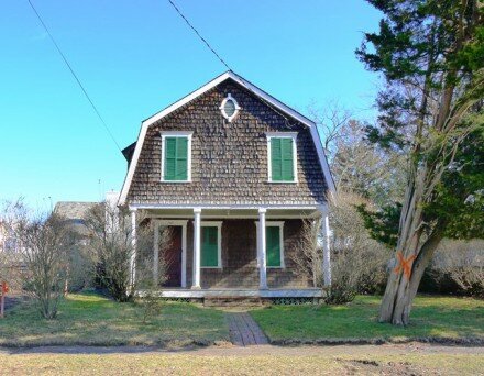A Beautiful Gambrel Roof Cottage, Belmar, New Jersey